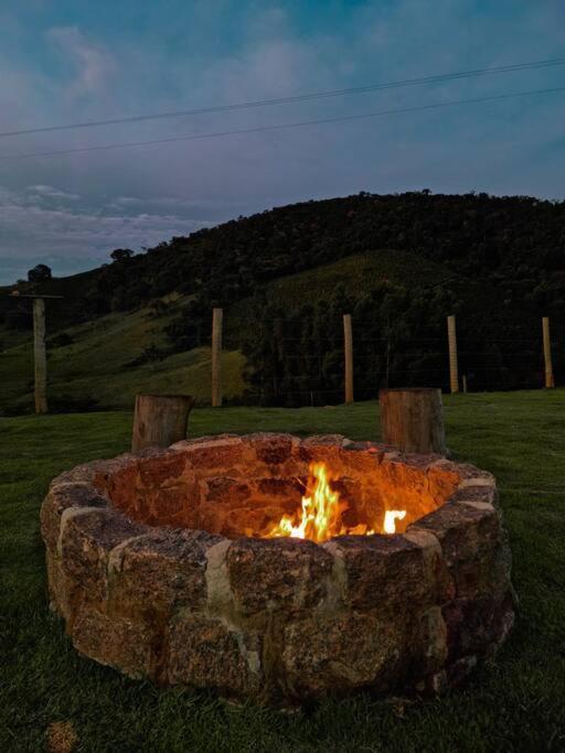 Willa Casa Container Com Spa E Linda Vista Para A Serra Da Mantiqueira Bueno Brandão Zewnętrze zdjęcie